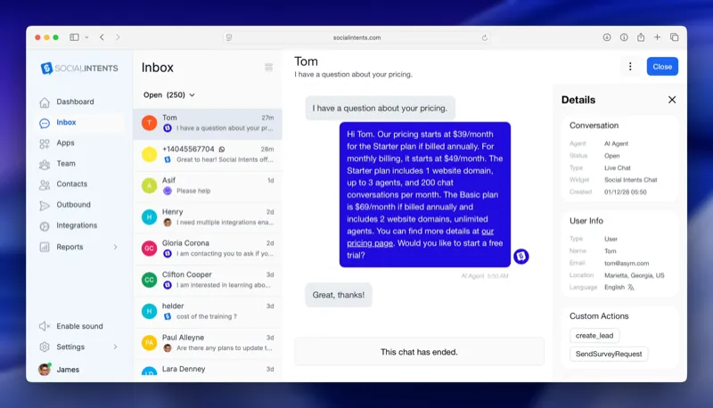 Panel de control de Social Intents que muestra conversaciones de chat en vivo.